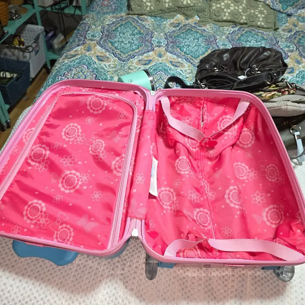AMERICAN TOURISTOR DISNEY KIDS HARD CASE LUGGAGE ON WHEELS